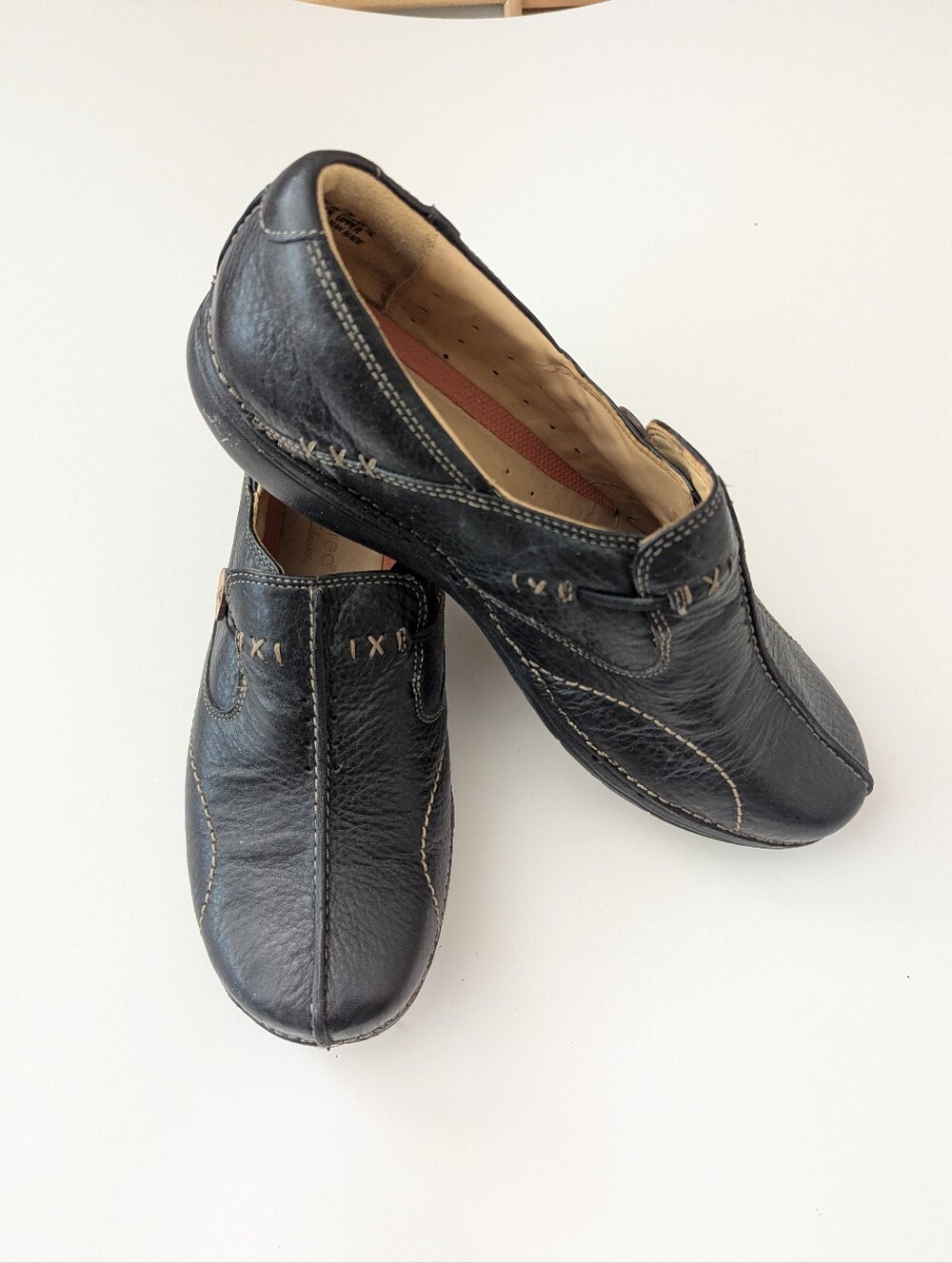 Clarks Unstructured Black Leather Women's Slip-On Loafers with Button Accent